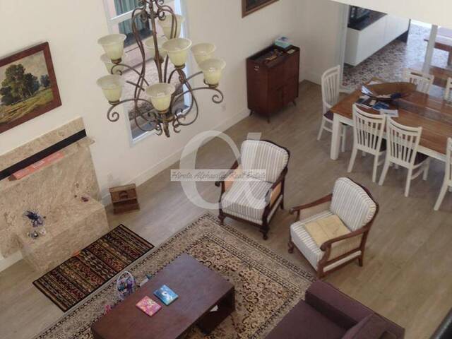 Casa para Venda em Santana de Parnaíba - 2