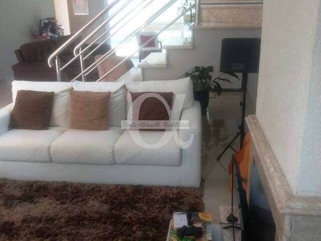 Casa para Venda em Santana de Parnaíba - 3