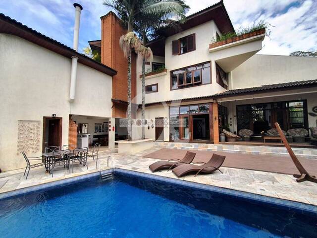 Casa para Venda em Santana de Parnaíba - 2