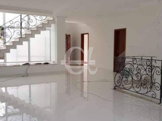 Casa para Venda em Santana de Parnaíba - 3