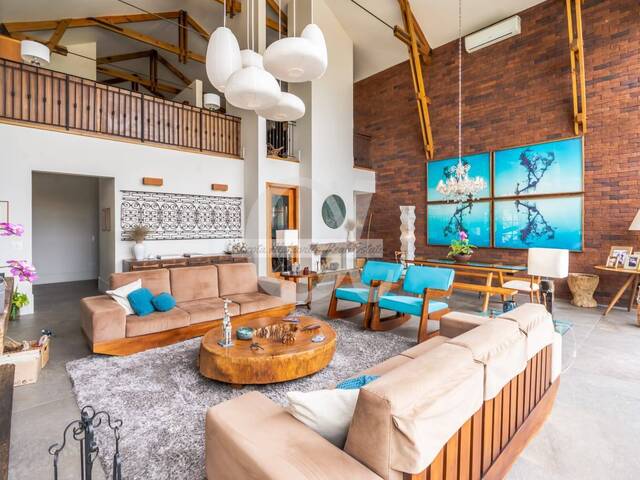 Casa para Venda em Santana de Parnaíba - 2