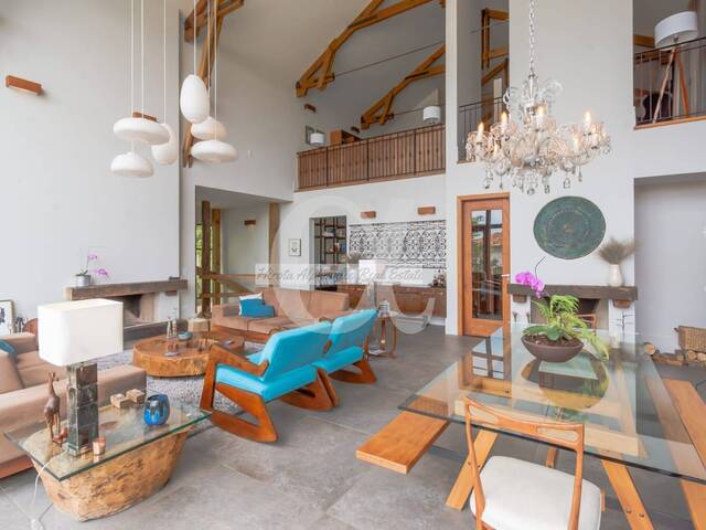 Casa para Venda em Santana de Parnaíba - 4