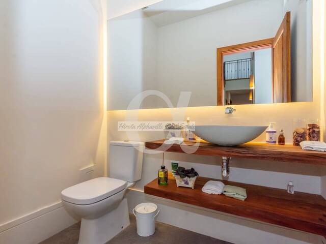 Casa para Venda em Santana de Parnaíba - 5