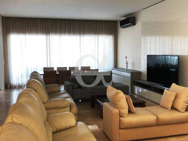 Casa para Venda em Santana de Parnaíba - 4