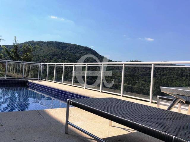 Casa para Venda em Santana de Parnaíba - 3