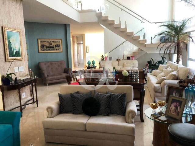 Casa para Venda em Santana de Parnaíba - 3