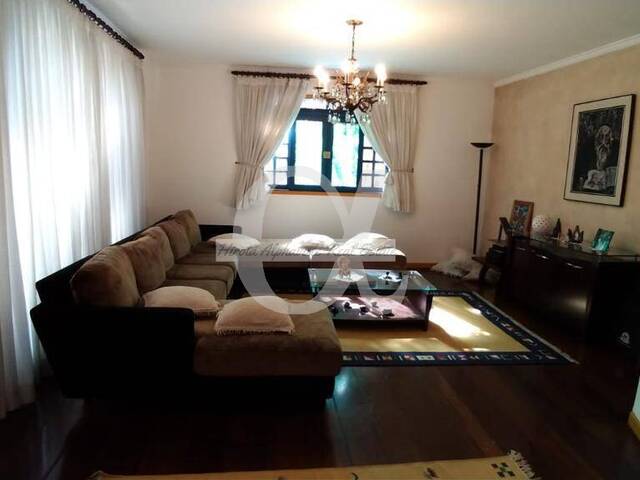 Casa para Venda em Santana de Parnaíba - 3