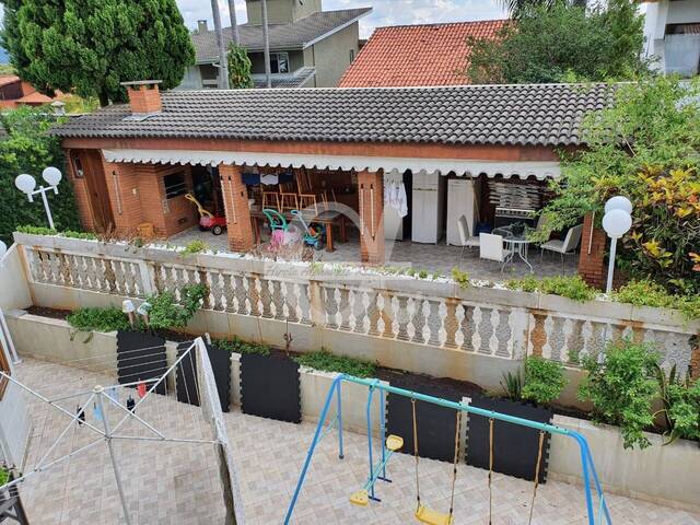 Casa para Venda em Santana de Parnaíba - 2