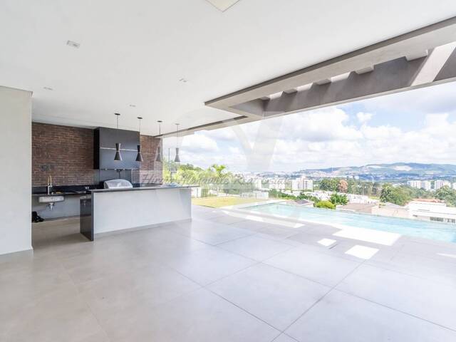 Casa para Venda em Santana de Parnaíba - 2