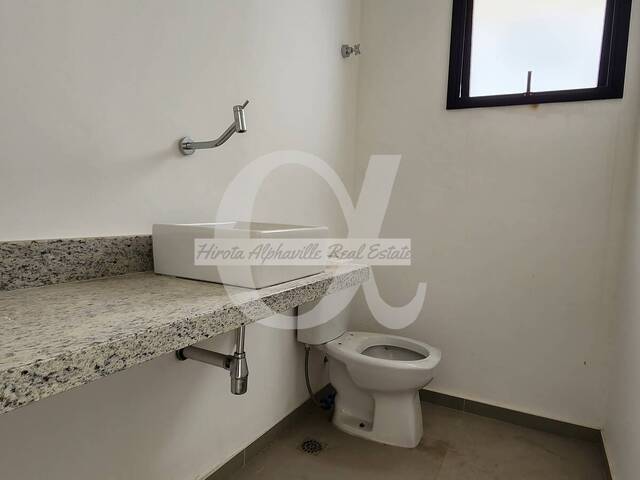 Casa para Venda em Santana de Parnaíba - 3