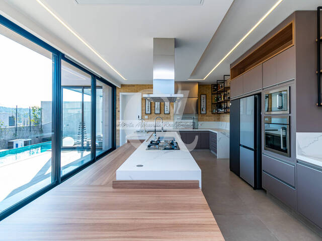 Casa para Venda em Santana de Parnaíba - 4