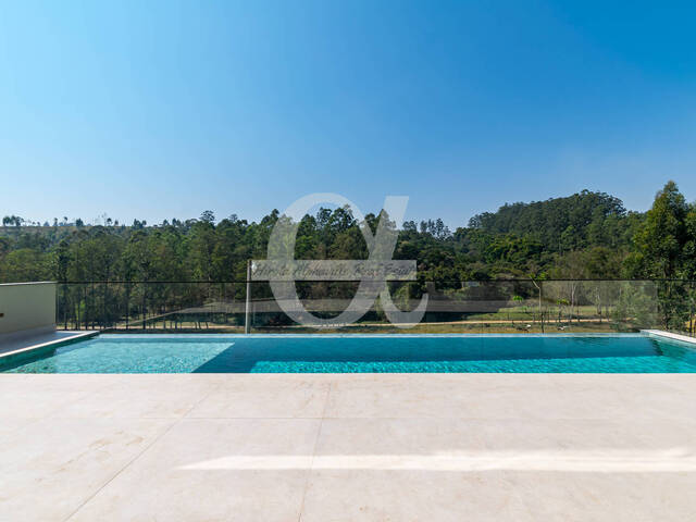 Casa para Venda em Santana de Parnaíba - 3