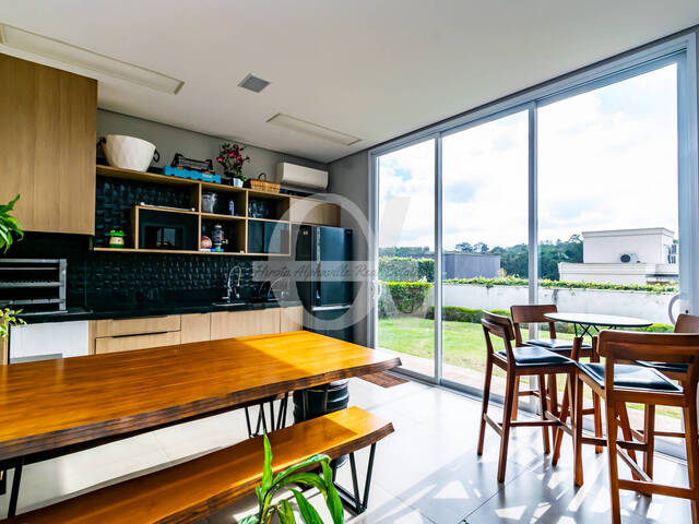 Casa para Venda em Santana de Parnaíba - 2