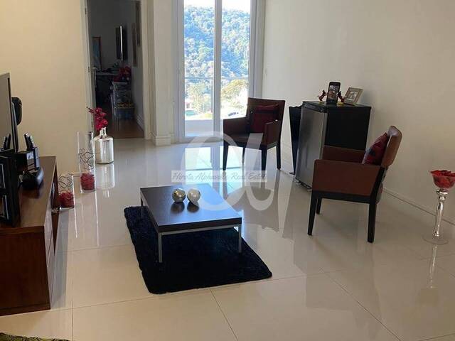 Casa para Venda em Santana de Parnaíba - 4