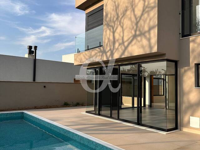 Casa para Venda em Santana de Parnaíba - 4