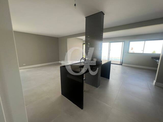 Casa para Venda em Santana de Parnaíba - 5