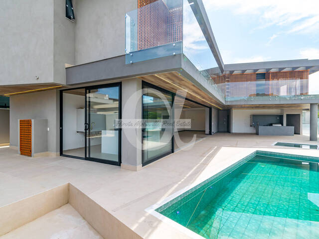 Casa para Venda em Santana de Parnaíba - 2