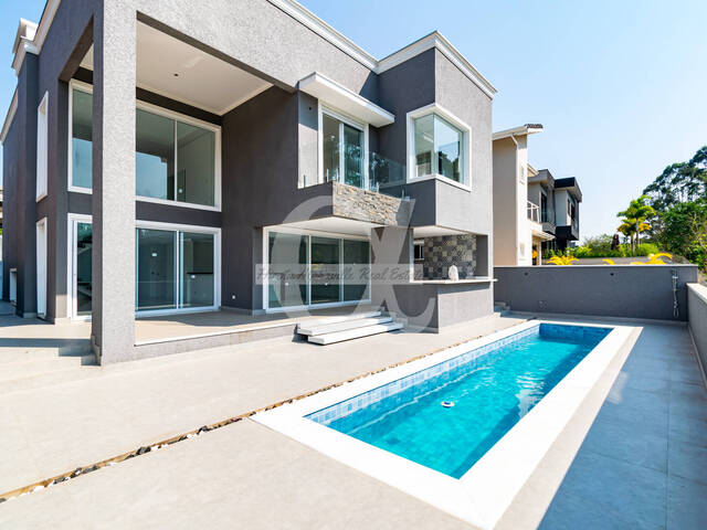 Casa para Venda em Santana de Parnaíba - 4