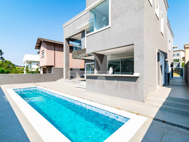 Casa para Venda em Santana de Parnaíba - 5