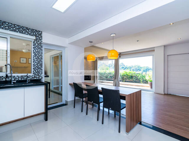 Casa para Venda em Santana de Parnaíba - 4