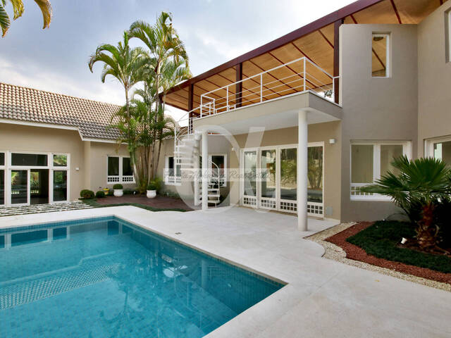 Casa para Venda em Santana de Parnaíba - 2