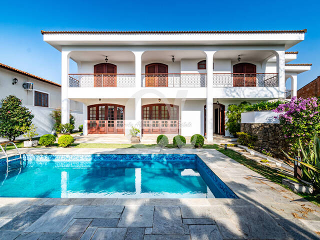 Casa para Venda em Santana de Parnaíba - 3