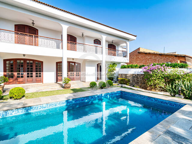 Casa para Venda em Santana de Parnaíba - 2