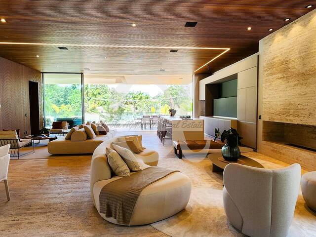 #HA2736 - Casa para Venda em Santana de Parnaíba - SP - 3
