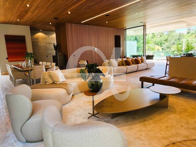 Casa para Venda em Santana de Parnaíba - 4