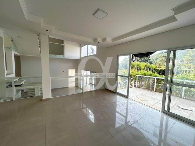 Casa para Venda em Santana de Parnaíba - 4