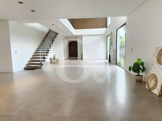 Casa para Venda em Santana de Parnaíba - 5