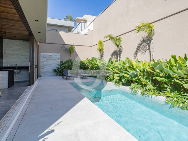 Casa para Venda em Santana de Parnaíba - 4