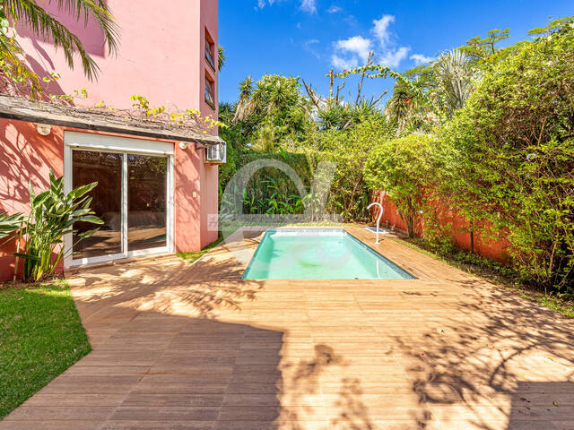 Casa para Venda em Santana de Parnaíba - 5