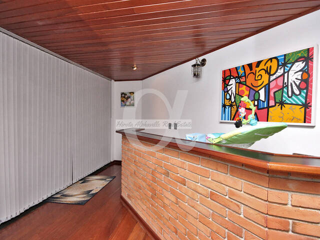 Casa para Venda em Santana de Parnaíba - 5