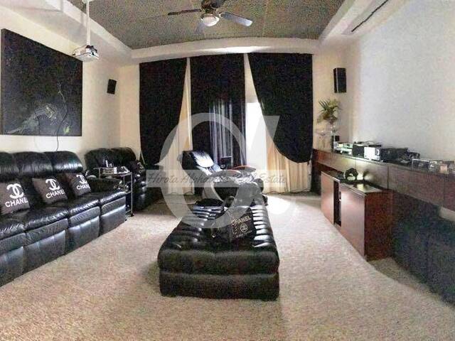 Casa para Venda em Santana de Parnaíba - 4