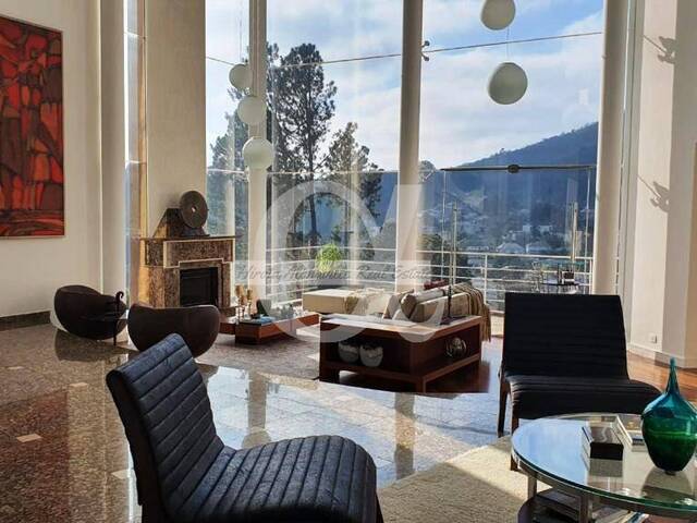 Casa para Venda em Santana de Parnaíba - 3