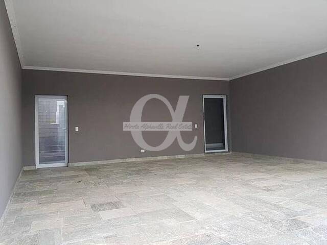 Casa para Venda em Santana de Parnaíba - 4