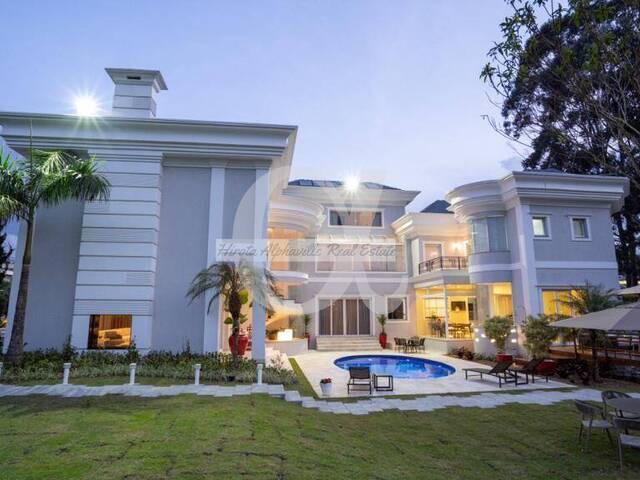 Casa para Venda em Santana de Parnaíba - 2