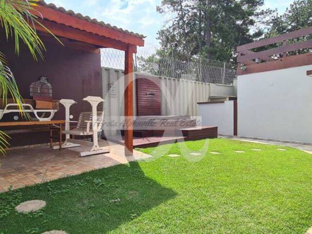 Casa para Venda em Santana de Parnaíba - 3