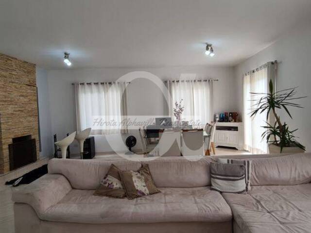 Casa para Venda em Santana de Parnaíba - 5