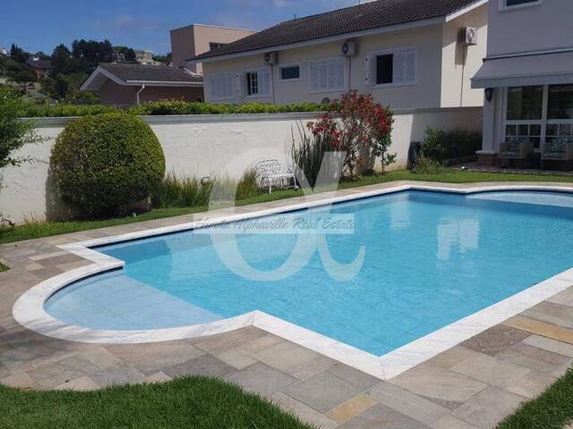 Casa para Venda em Santana de Parnaíba - 2