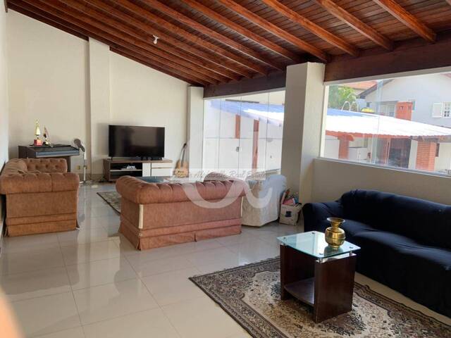 Casa para Venda em Santana de Parnaíba - 5