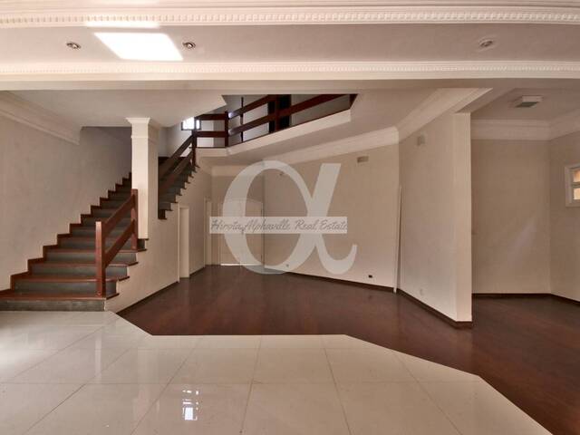 Casa para Venda em Santana de Parnaíba - 4