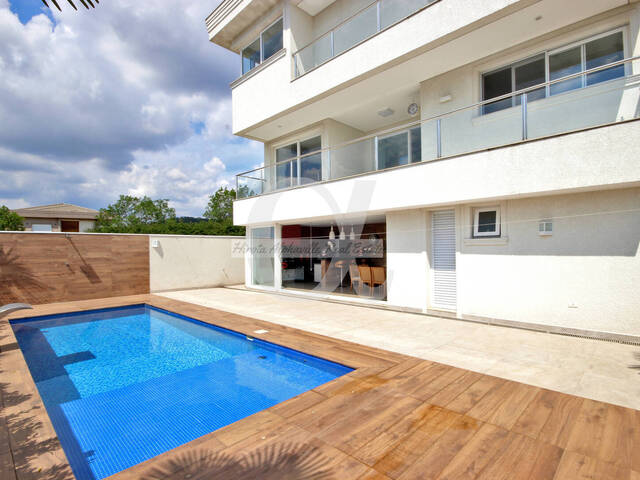 Casa para Venda em Santana de Parnaíba - 4