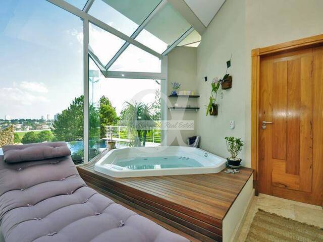 Casa para Venda em Santana de Parnaíba - 3