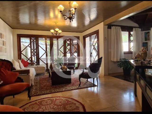 Casa para Venda em Santana de Parnaíba - 5