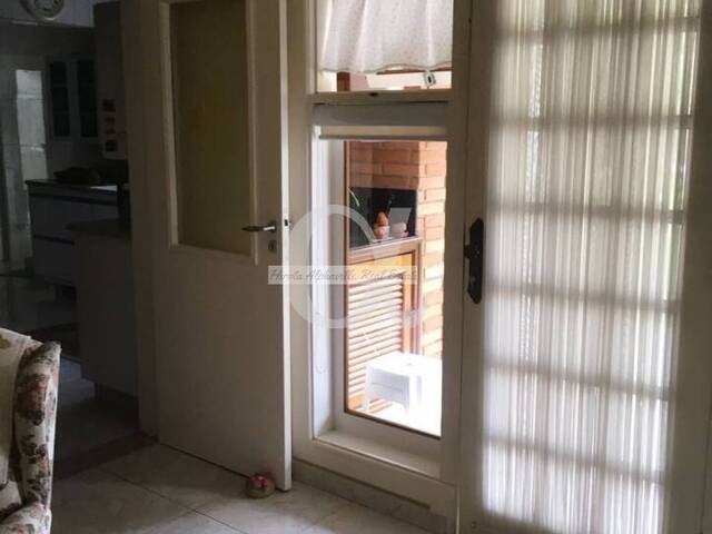 Casa para Venda em Santana de Parnaíba - 5