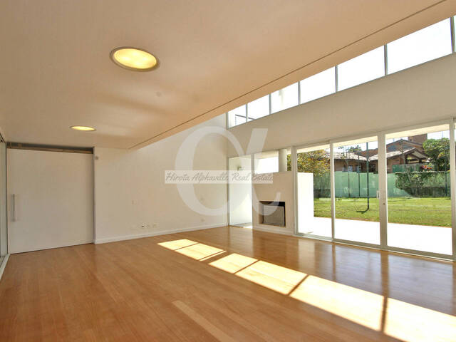 Casa para Venda em Santana de Parnaíba - 5