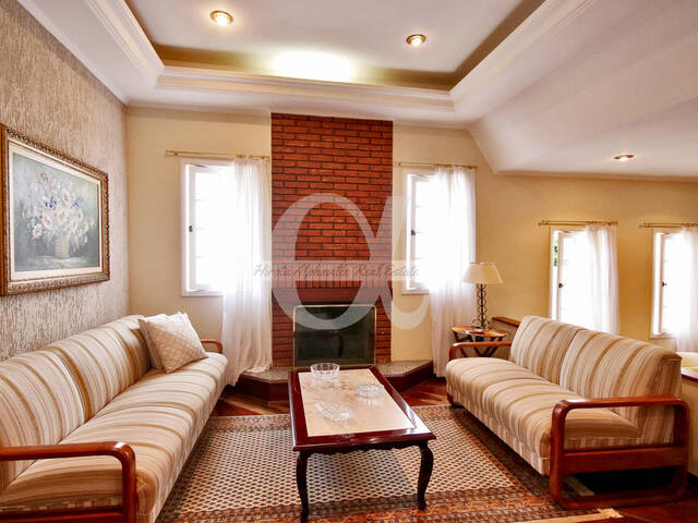 Casa para Venda em Santana de Parnaíba - 2