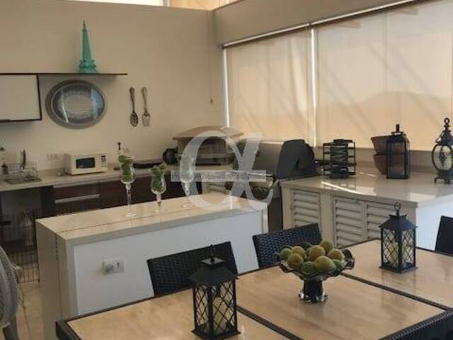 Casa para Venda em Santana de Parnaíba - 3